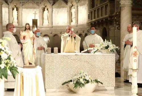 Húsvétvasárnapi szentmise a Dómban 
